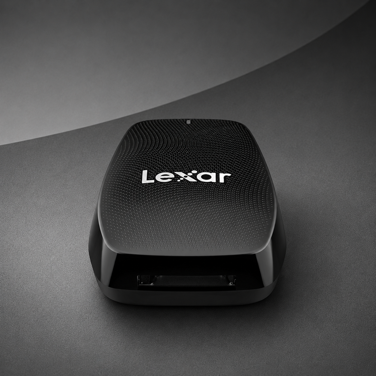 Lexar® Professional CFexpress™ Type B USB 3.2 Gen 2×2 Reader  USB 3.2 Gen 2x2