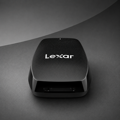 Lexar® Professional CFexpress™ Type B USB 3.2 Gen 2×2 Reader  USB 3.2 Gen 2x2