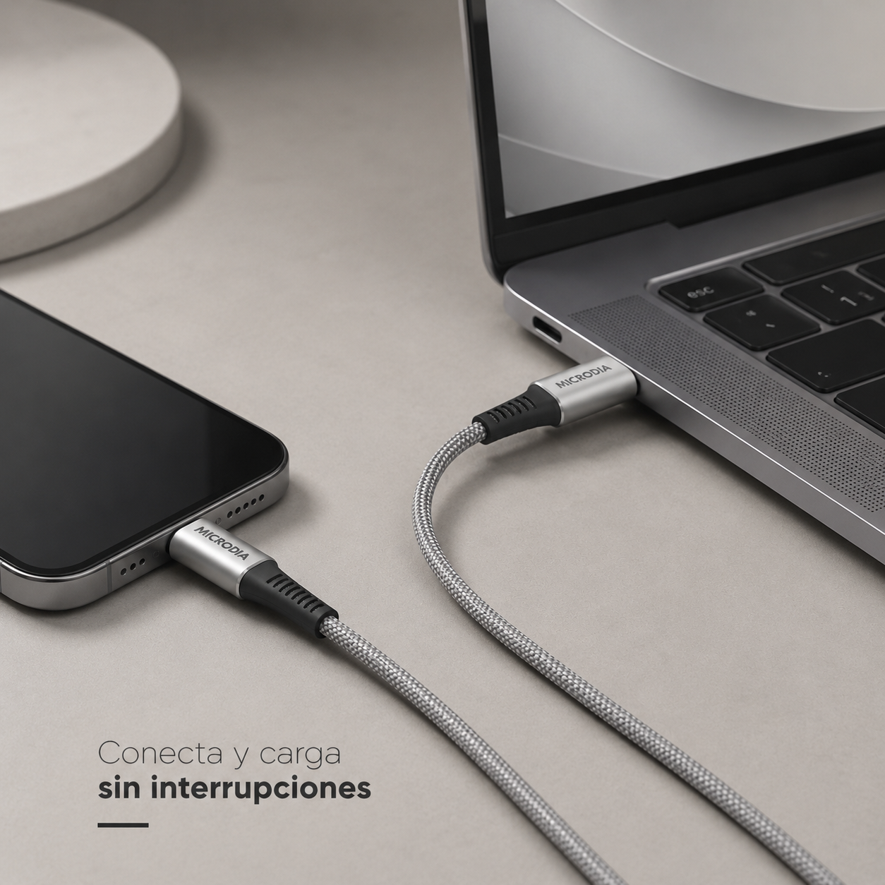 Cable USB-C a USB-C de 1,0 m. Color gris